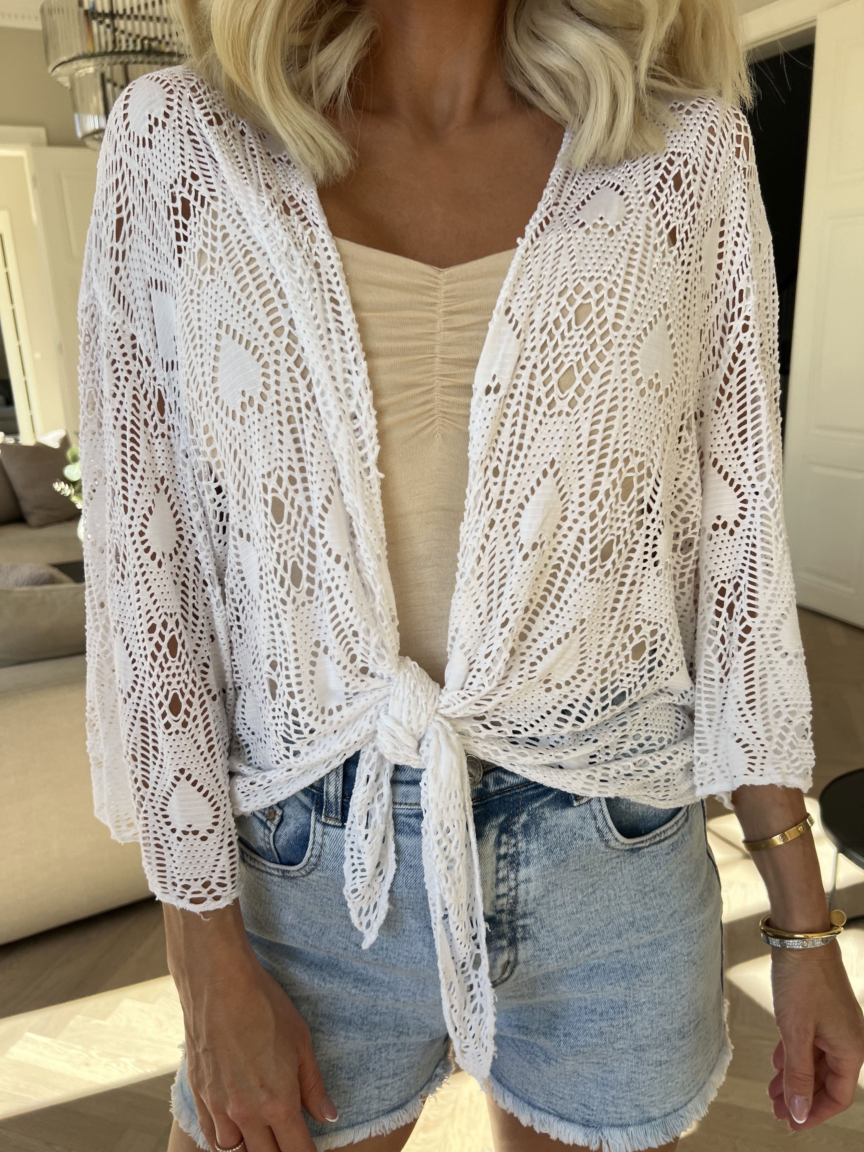 Elly - Let cardigan i viskose med hulmønster